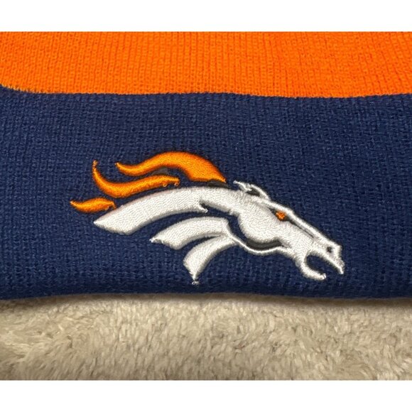 Denver Broncos NFL Bud Light Knit Beanie With Pom Acrylic Winter Hat - Picture 4 of 5